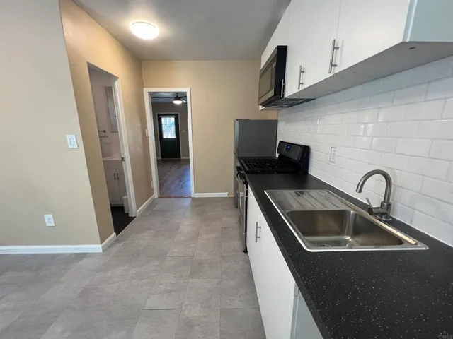 $1,900 | 2641 A Street, San Diego, CA 92102