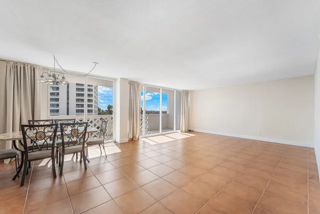 $4,750 | 1200 South Ocean Boulevard, Unit 6B, Boca Raton, FL 33432