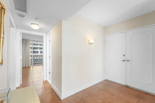 $4,750 | 1200 South Ocean Boulevard, Unit 6B, Boca Raton, FL 33432