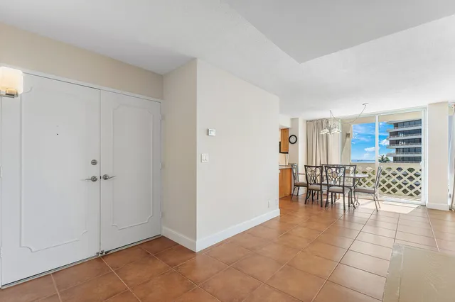 $4,750 | 1200 South Ocean Boulevard, Unit 6B, Boca Raton, FL 33432