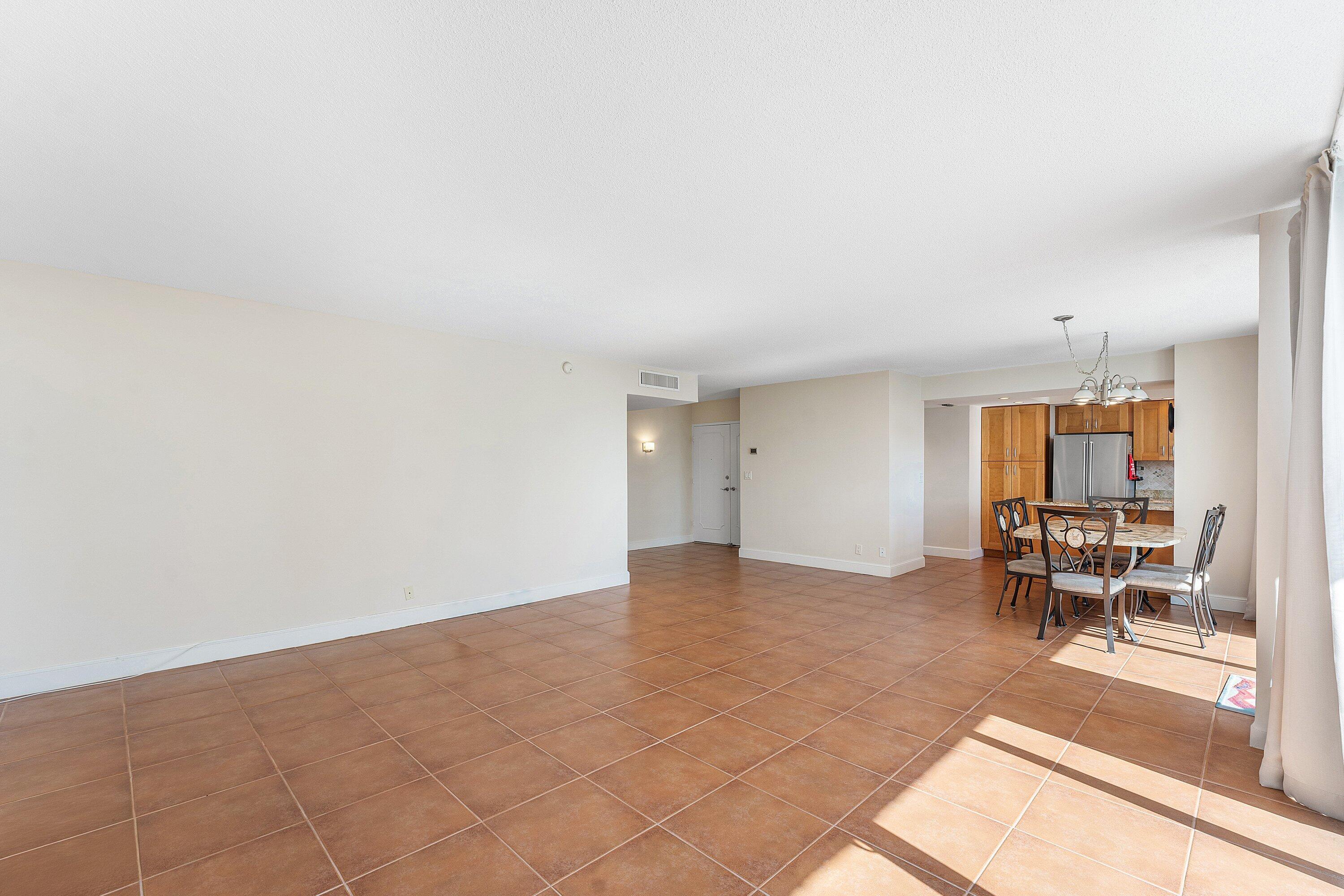 1200 South Ocean Boulevard, Unit 6B Boca Raton, FL 33432 - Photo 21 of 57 010-1200SouthOceanBoulevard-6B-BocaRaton