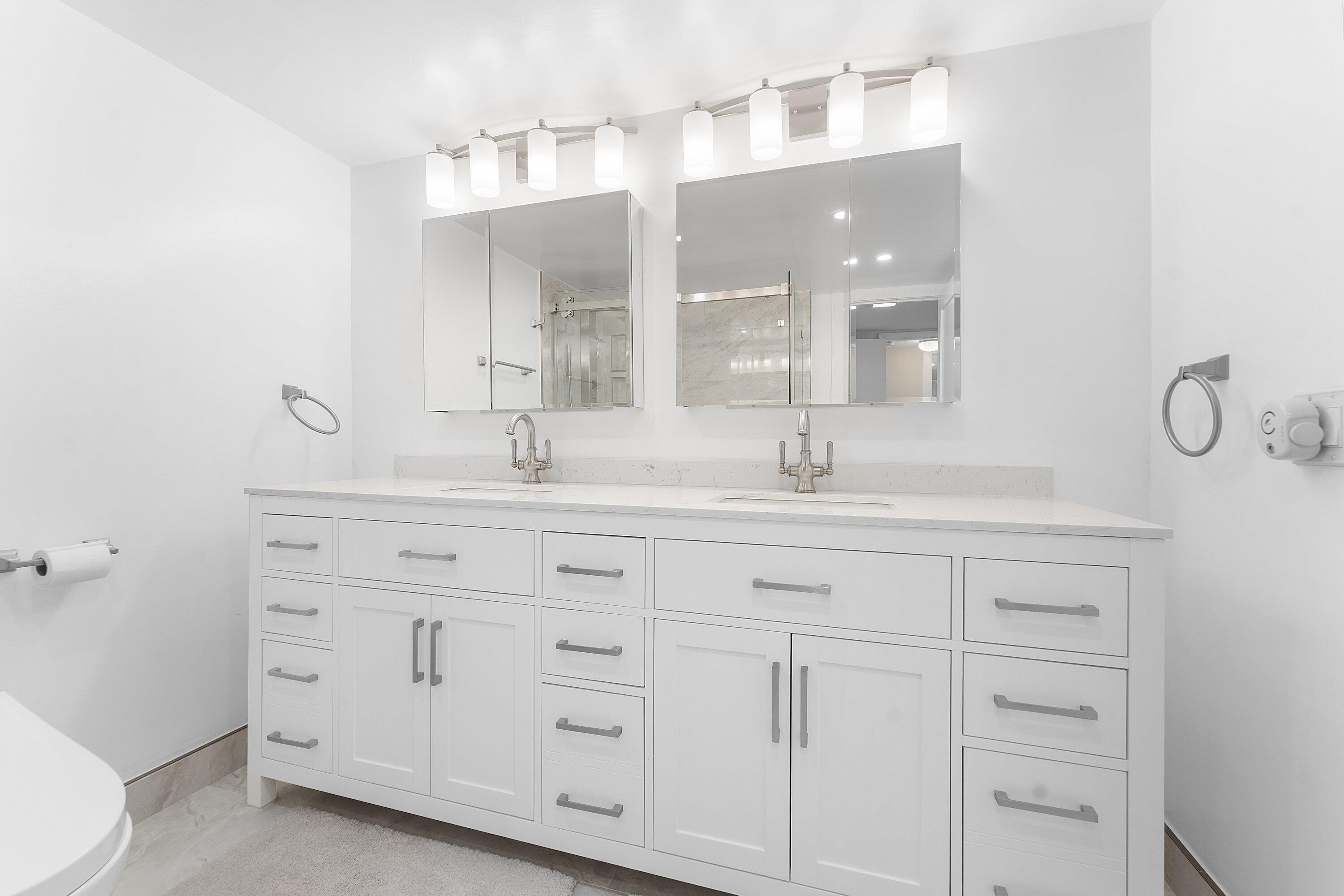 1200 South Ocean Boulevard, Unit 6B Boca Raton, FL 33432 - Photo 28 of 57 Primary Bath