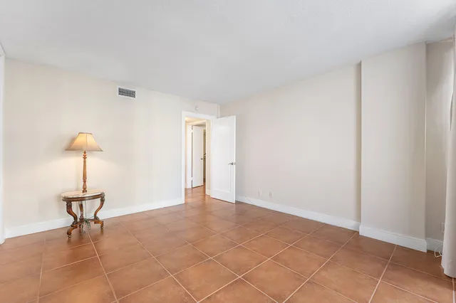 $4,750 | 1200 South Ocean Boulevard, Unit 6B, Boca Raton, FL 33432