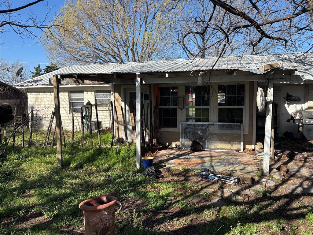 322 Third Street Gorman, TX 76454 - Photo 4 of 21