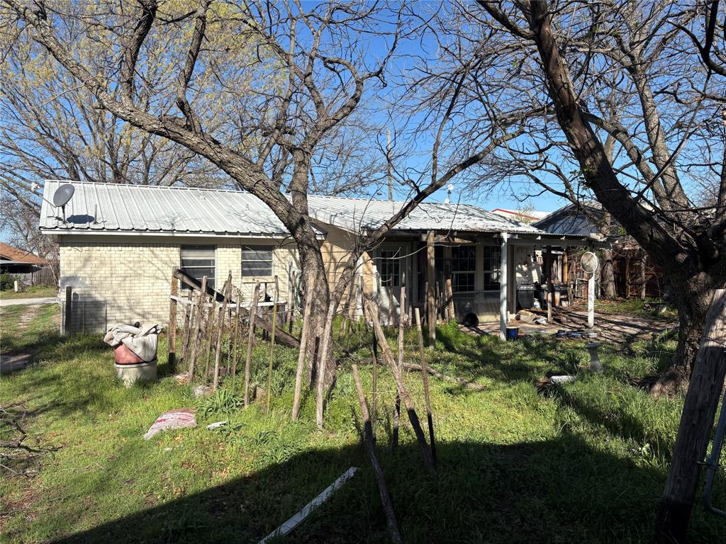 322 Third Street Gorman, TX 76454 - Photo 5 of 21