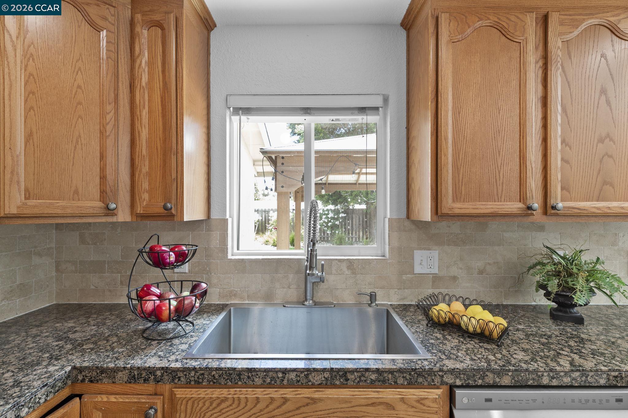 2674 East Olivera Road Concord, CA 94519 - Photo 18 of 44