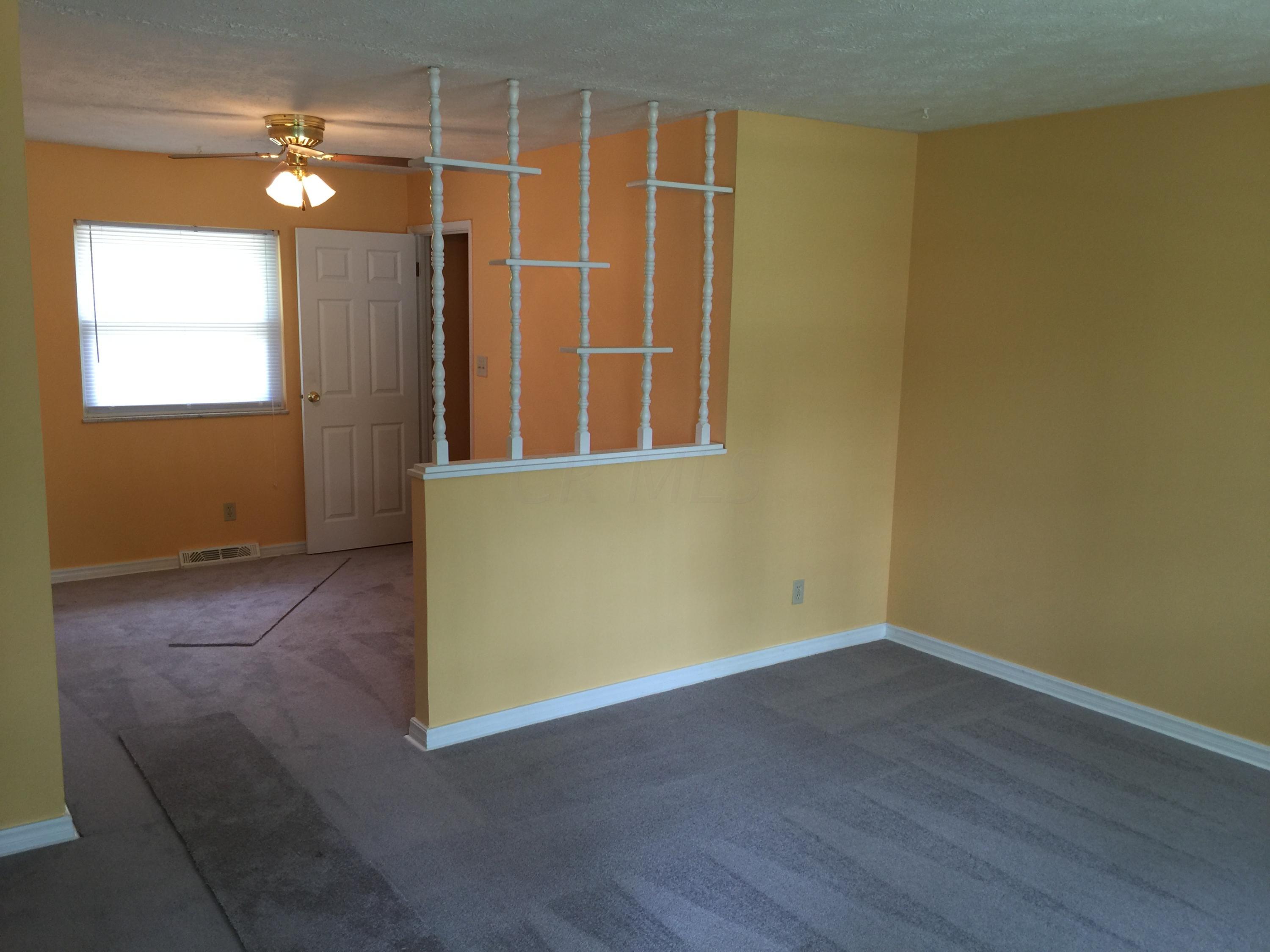 6412 Karl Road Columbus, OH 43229 - Photo 6 of 31