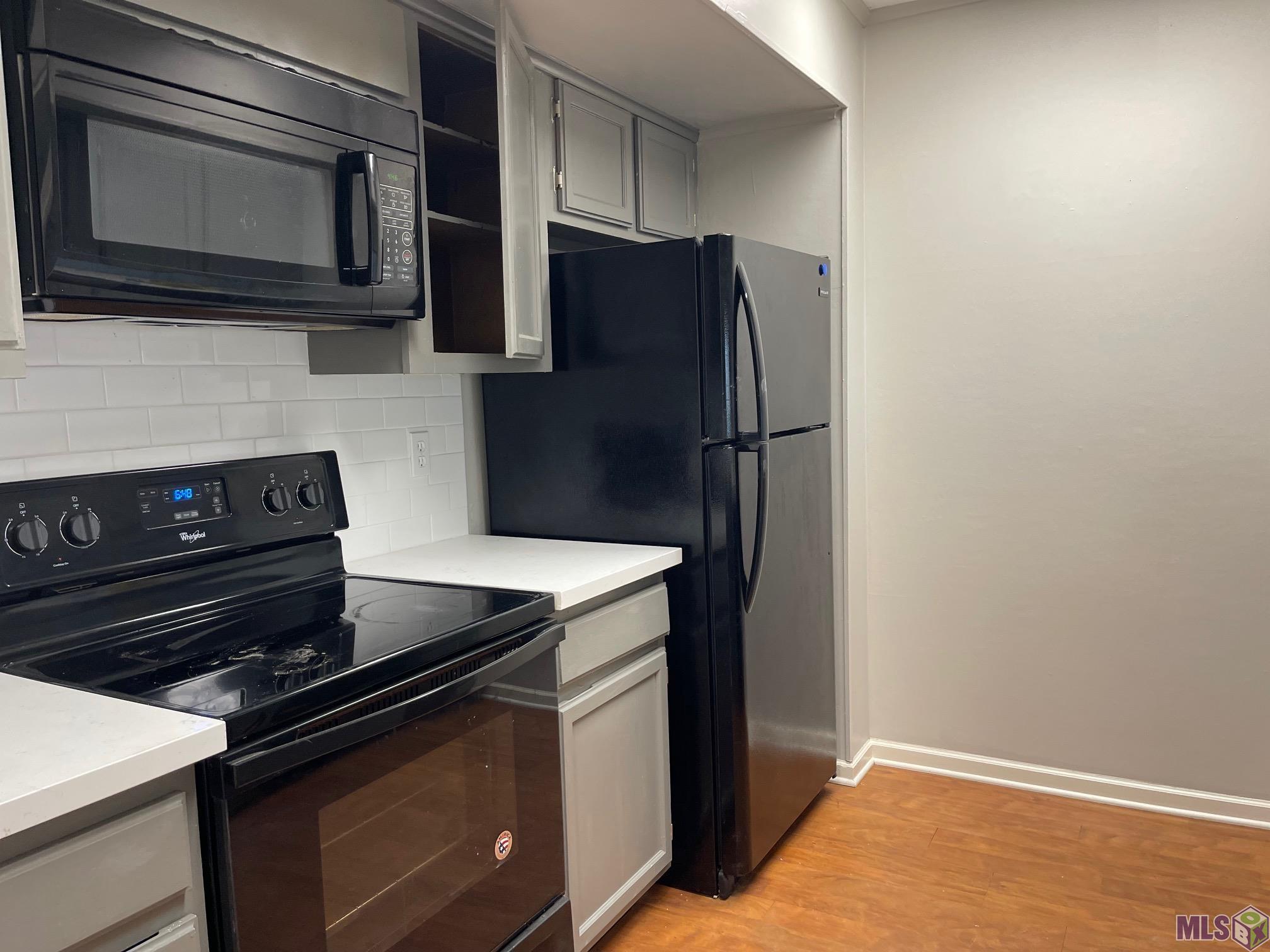 2122 Stonehenge Avenue Baton Rouge, LA 70820 - Photo 1 of 14 kitchen