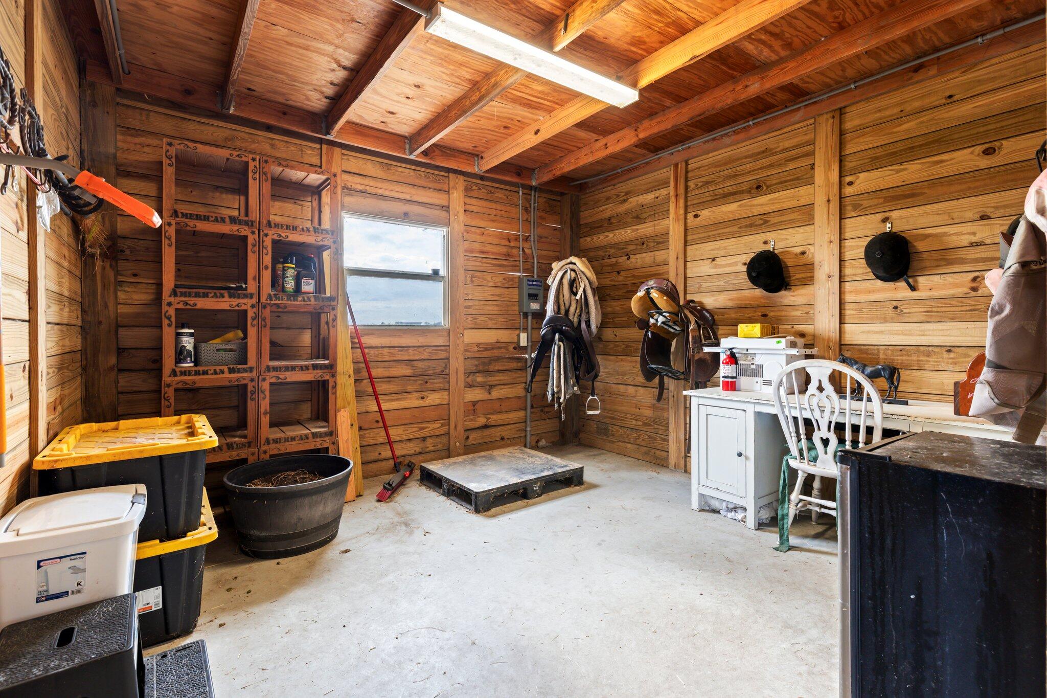 9850 Muller Road Fort Pierce, FL 34945 - Photo 44 of 52 a view of a room with gym equipment