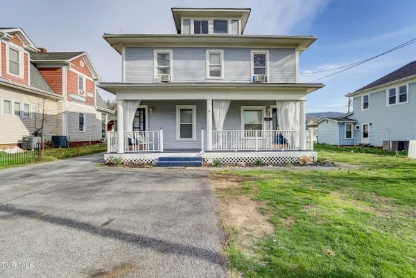 $159,900 | 124 North Elm Avenue, Erwin, TN 37650