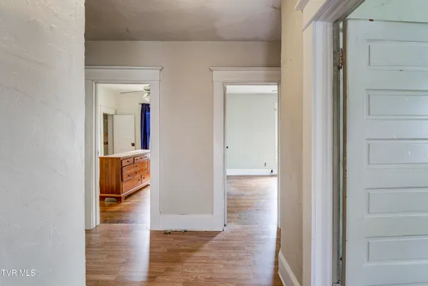 $159,900 | 124 North Elm Avenue, Erwin, TN 37650