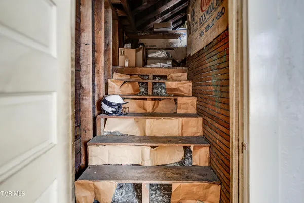 $159,900 | 124 North Elm Avenue, Erwin, TN 37650