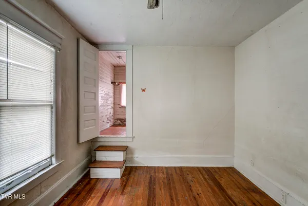 $159,900 | 124 North Elm Avenue, Erwin, TN 37650