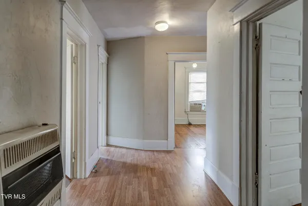 $159,900 | 124 North Elm Avenue, Erwin, TN 37650