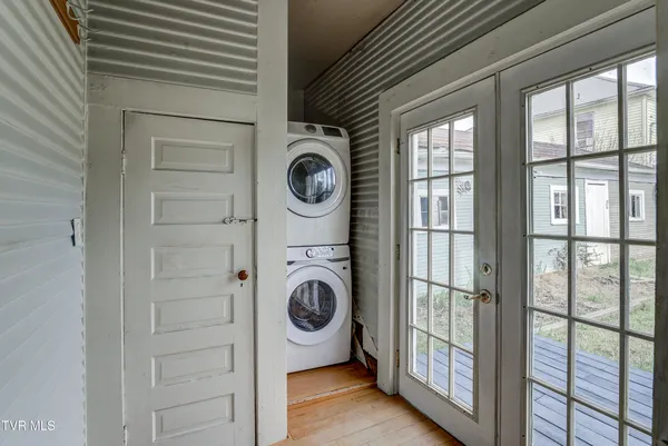 $159,900 | 124 North Elm Avenue, Erwin, TN 37650