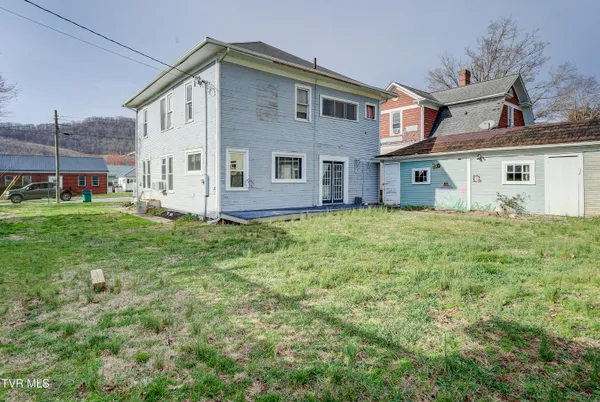 $159,900 | 124 North Elm Avenue, Erwin, TN 37650