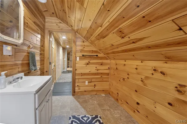 $199,900 | 11812 River Road, Florence, NY 13316