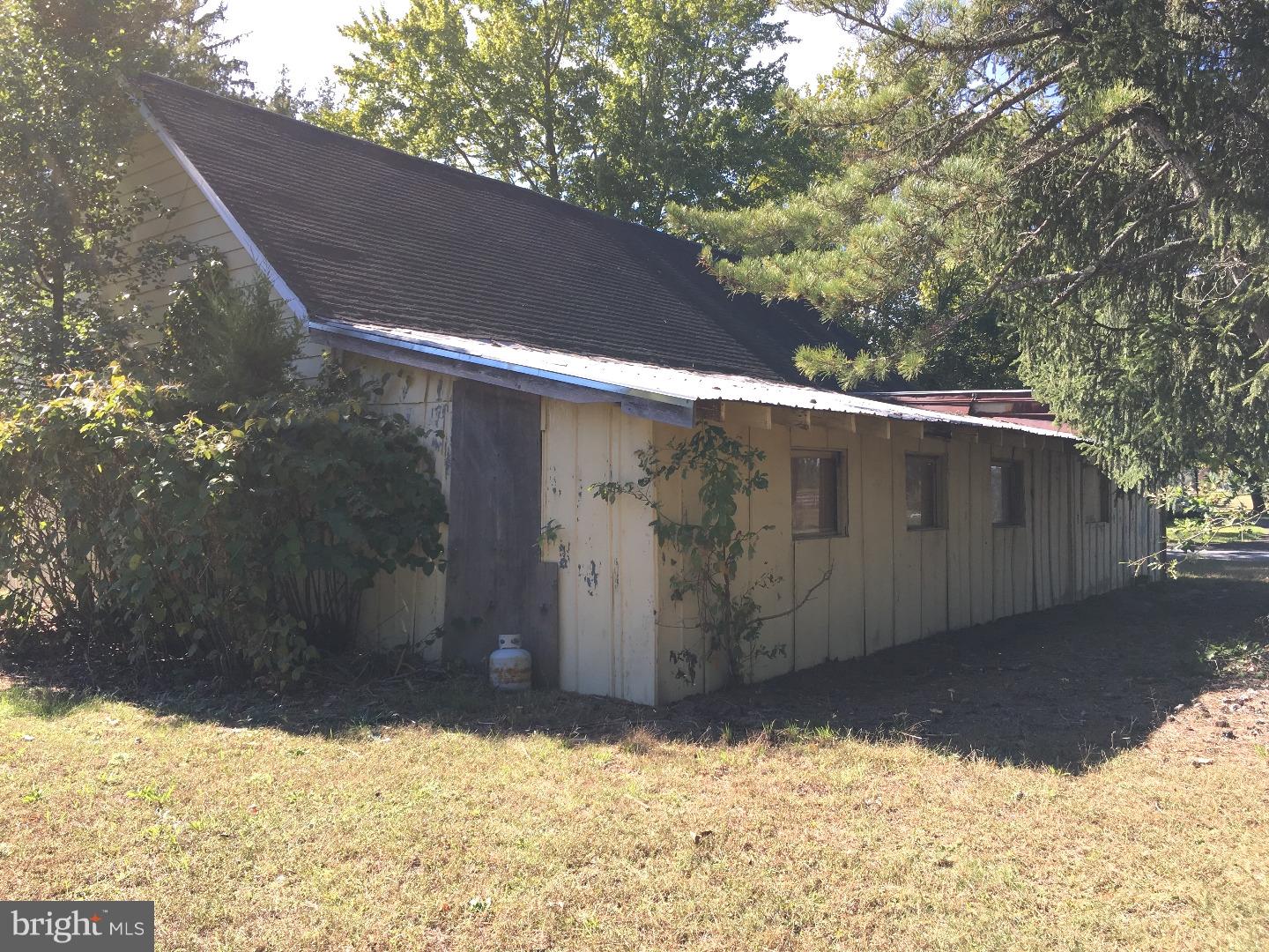 1172 Chew Road Waterford Works, NJ 08089 - Photo 22 of 24 Storage Shed