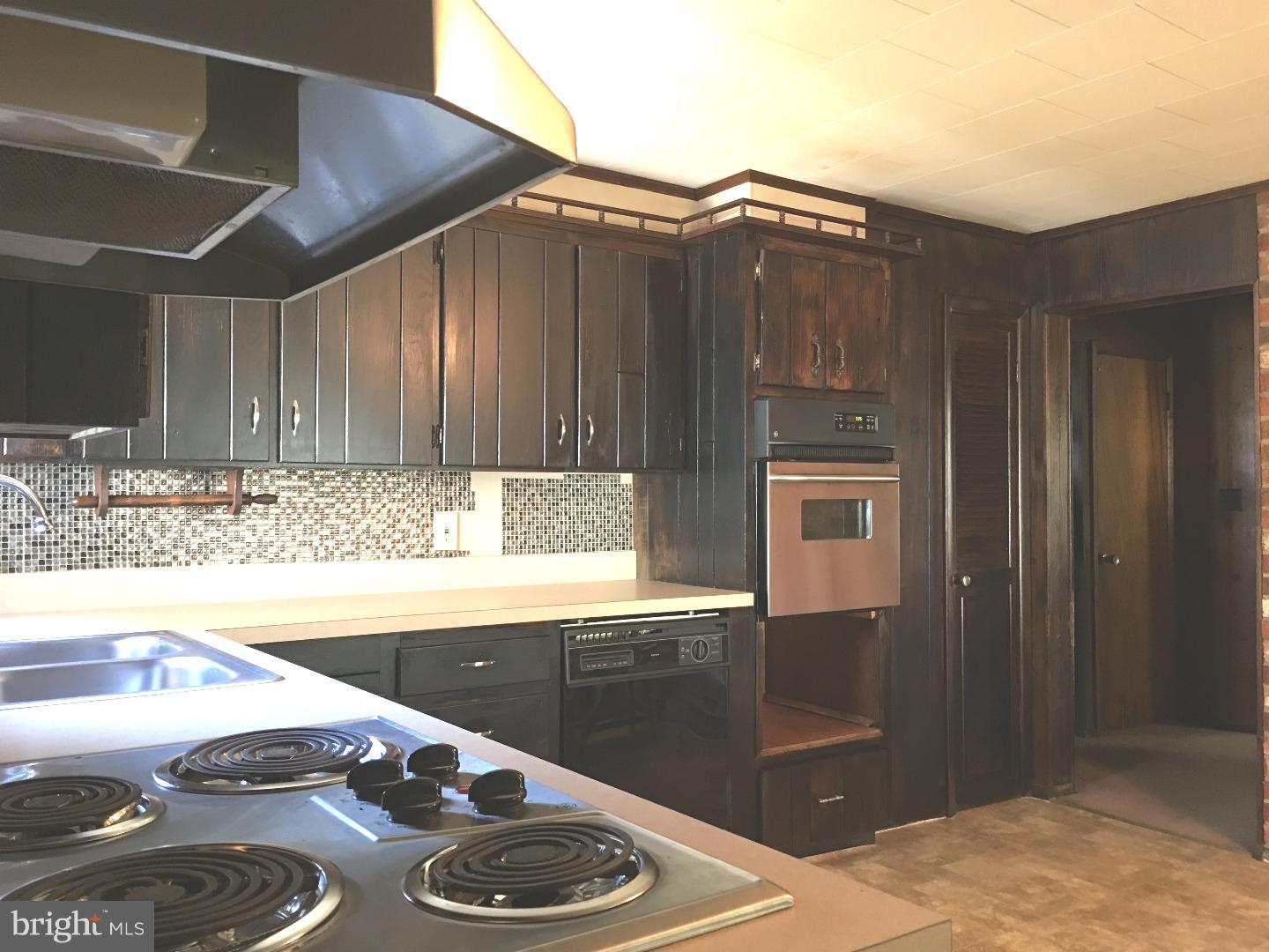1172 Chew Road Waterford Works, NJ 08089 - Photo 6 of 24 Kitchen