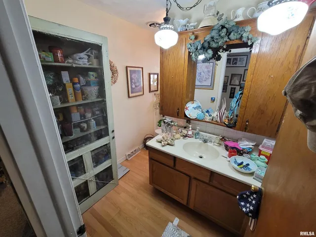 $127,500 | 1133 West Boone Street, Salem, IL 62881