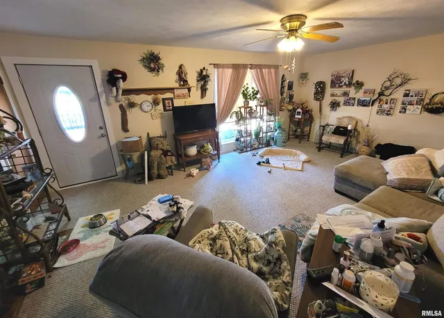 $127,500 | 1133 West Boone Street, Salem, IL 62881