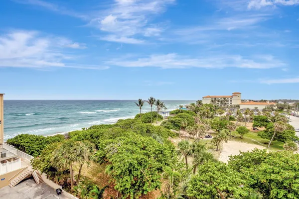 $1,850 | 4500 South Ocean Boulevard, Unit 210, South Palm Beach, FL 33480