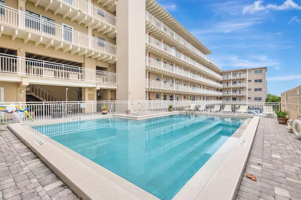 $1,850 | 4500 South Ocean Boulevard, Unit 210, South Palm Beach, FL 33480