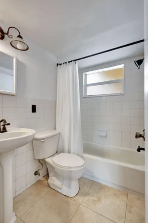 $1,850 | 4500 South Ocean Boulevard, Unit 210, South Palm Beach, FL 33480