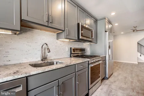 $1,625,000 | 2609-11 Federal Street, Philadelphia, PA 19146