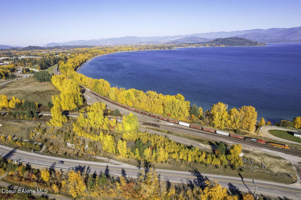 195 Davis Road Sagle, ID 83860 - Photo 43 of 47 Lake Pend Oreille in Fall