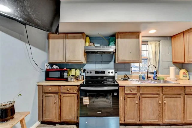 $390,000 | 302 Holly Lane, Gainesville, GA 30501