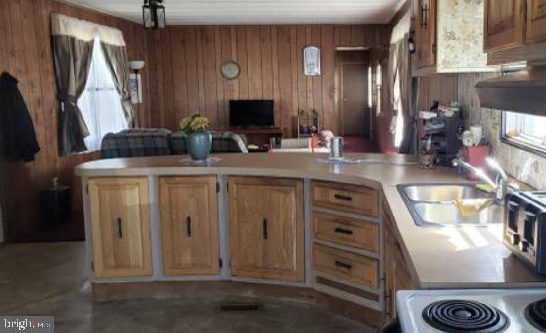 2379 River Road Bainbridge, PA 17502 - Photo 12 of 28 Gallery Image 12