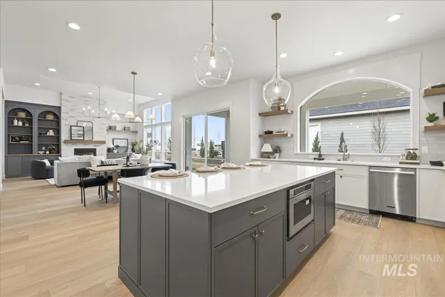 $1,260,000 | 7326 West Runner Stone Street, Eagle, ID 83616