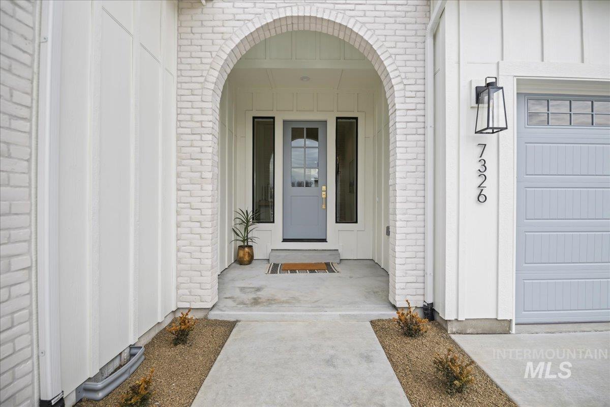 7326 West Runner Stone Street Eagle, ID 83616 - Photo 4 of 50