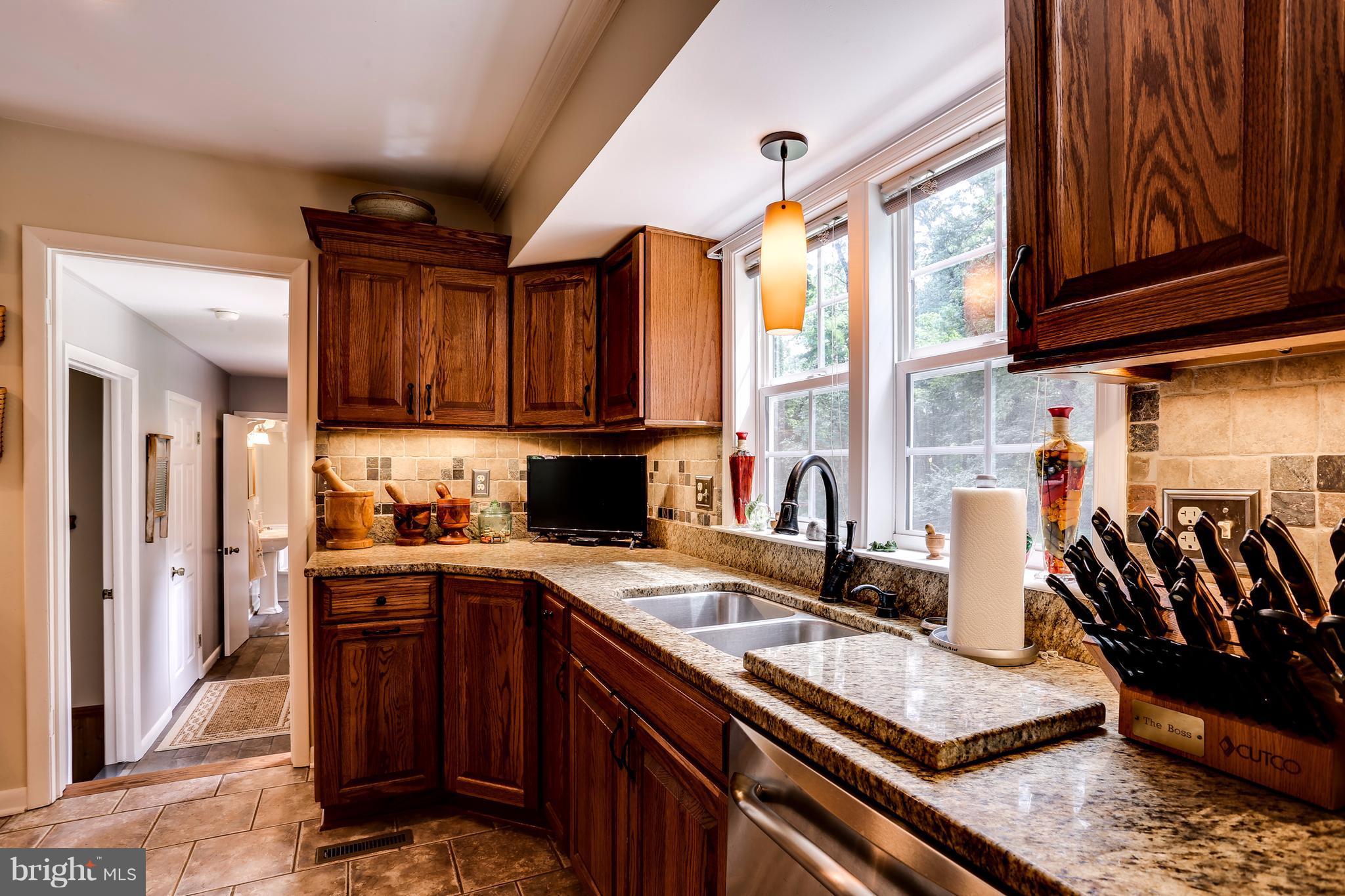 605 Gaither Road Sykesville, MD 21784 - Photo 12 of 30 Kitchen