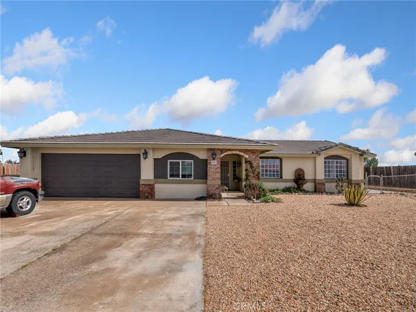 $599,000 | 6791 Redwood Avenue, Hesperia, CA 92345