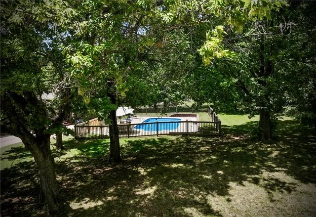 $625,000 | 24650 Hospital Drive, Paola, KS 66071