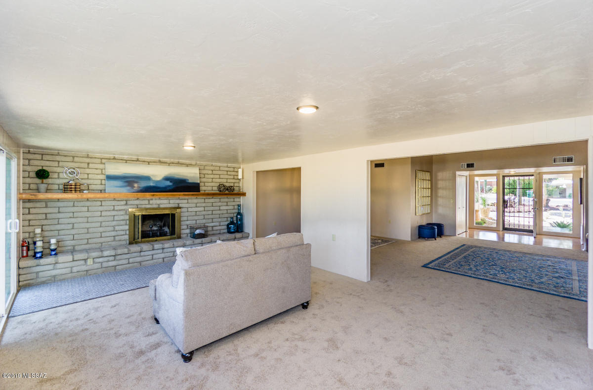 433 West Rio-Altar Green Valley, AZ 85614 - Photo 7 of 33 Gallery Image 7