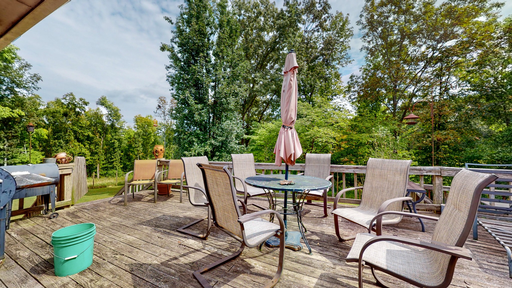 85 Sarvis Ridge Road Normandy, TN 37360 - Photo 40 of 47 a view of chair and tables