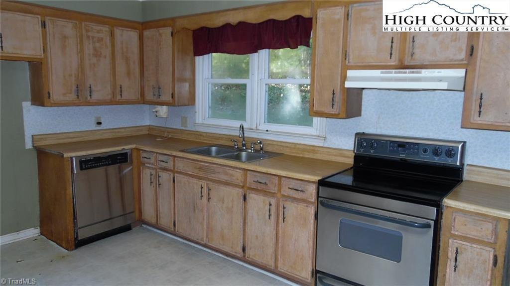 53 Kennedy Road Sparta, NC 28675 - Photo 2 of 8 Gallery Image 2