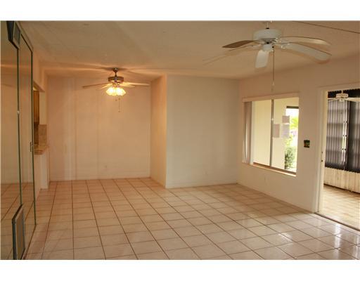 317 Pine Ridge Circle, Unit C1 Greenacres, FL 33463 - Photo 5 of 10 Additional Photo