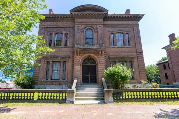$1,850,000 | 300 Danforth Street, Portland, ME 04102