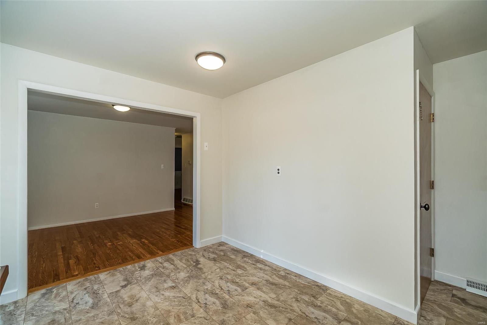 310 Providence Road Ballwin, MO 63011 - Photo 11 of 32 Gallery Image 11