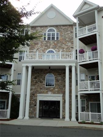 21 Hampshire Road, Unit 116 Methuen, MA 01844 - Photo 17 of 17 Gallery Image 17