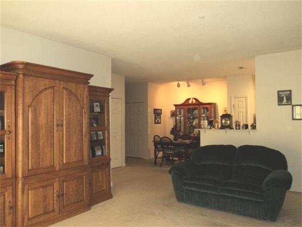 21 Hampshire Road, Unit 116 Methuen, MA 01844 - Photo 6 of 17 Gallery Image 6