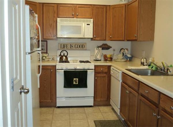 21 Hampshire Road, Unit 116 Methuen, MA 01844 - Photo 7 of 17 Gallery Image 7