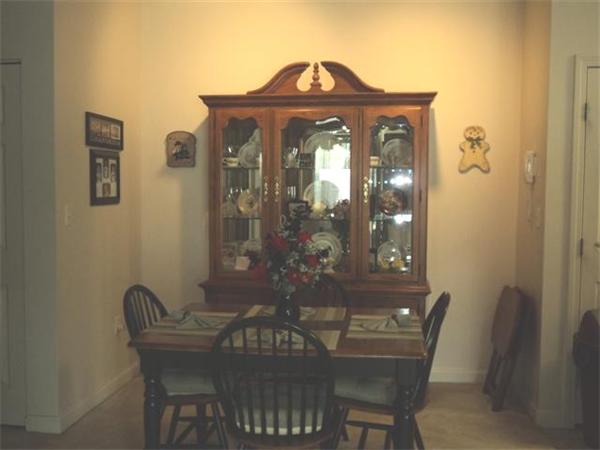 21 Hampshire Road, Unit 116 Methuen, MA 01844 - Photo 8 of 17 Gallery Image 8