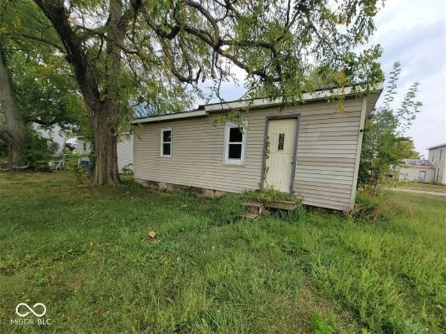 $19,900 | 105 North Sheridan Street, Ridgeville, IN 47380