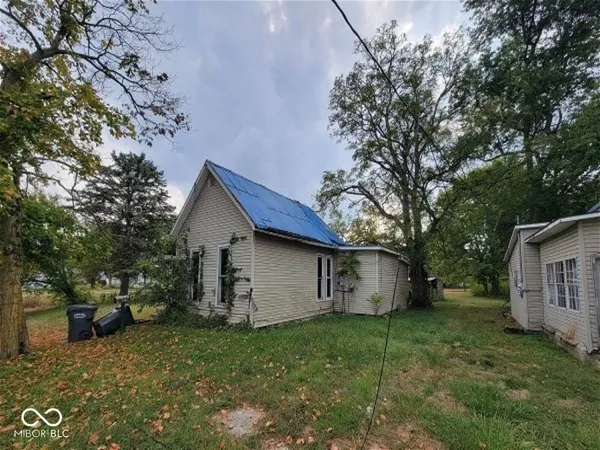 $14,900 | 105 North Sheridan Street, Ridgeville, IN 47380
