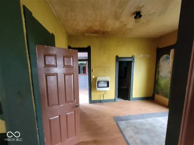 $17,900 | 105 North Sheridan Street, Ridgeville, IN 47380